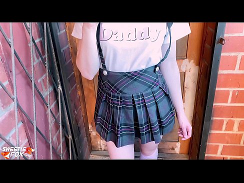 ❤️ Schoolgirl Sucks a dick gu domhainn agus fucks an àite clasaichean. ☑  Bhidio fucking  aig porn gd.gaypornforyou.ru ☑