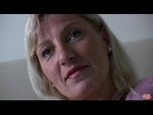 ❤️ A 'mhàthair a tha sinn uile fucked ... Lady, giùlan fhèin! ☑  Bhidio fucking  aig porn gd.gaypornforyou.ru ☑